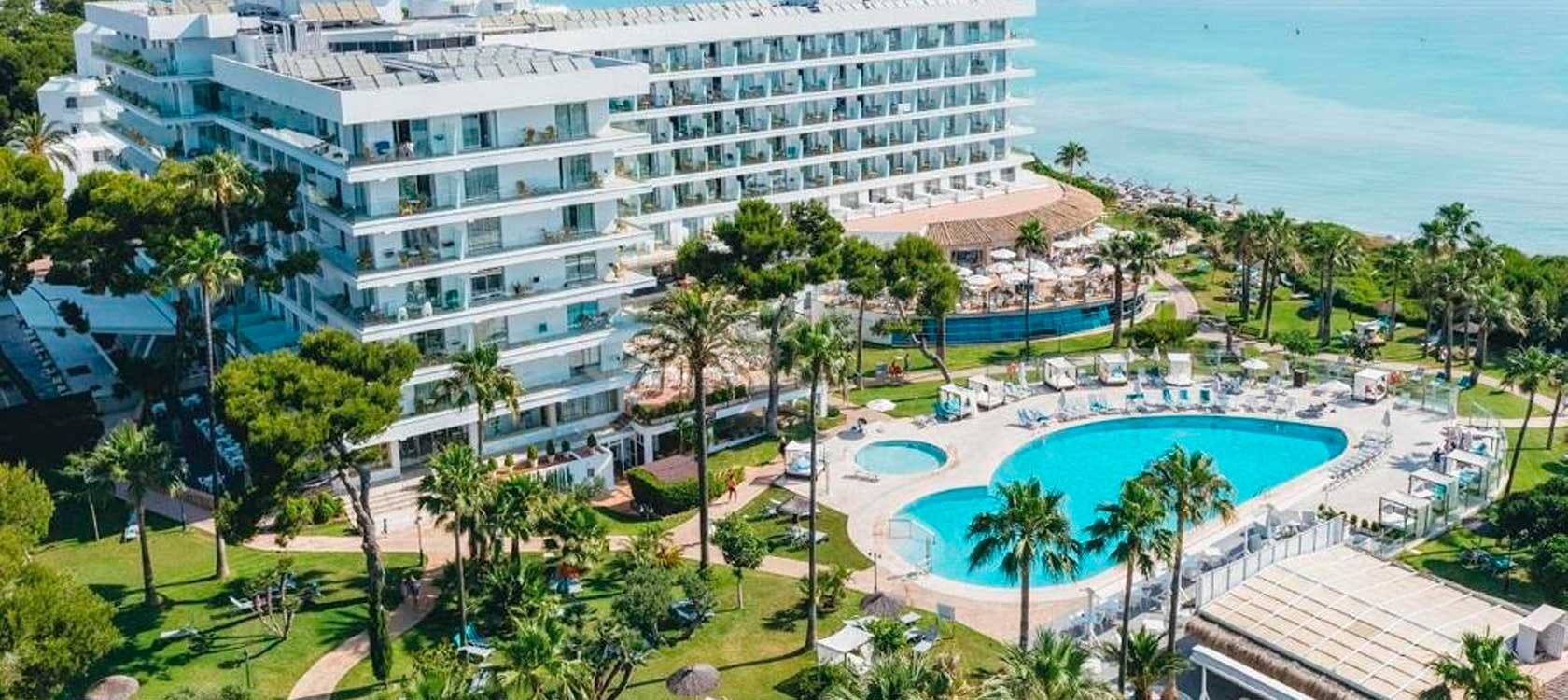 Playa Esperanza Resort Hotel