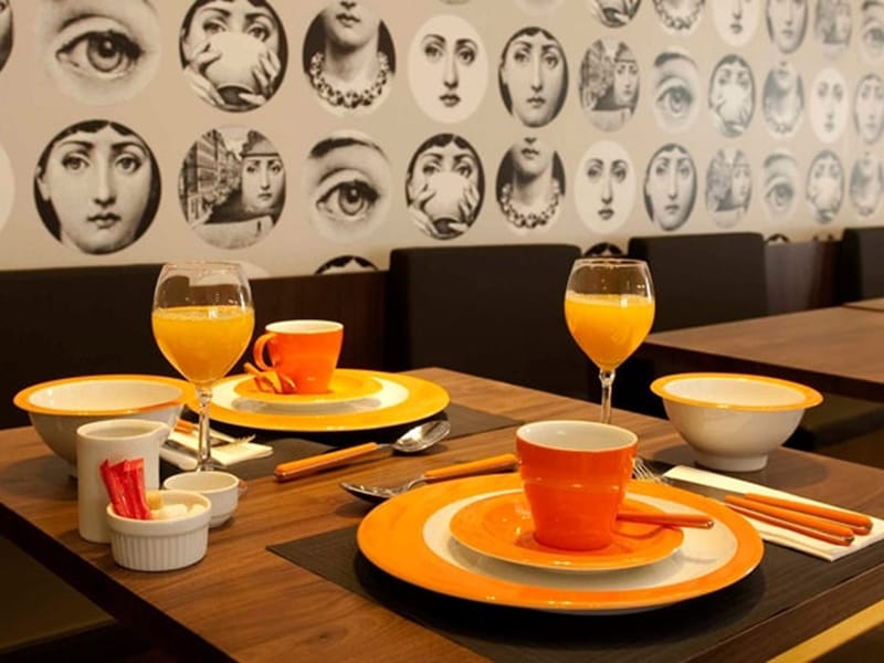 Hotel Square Breakfast