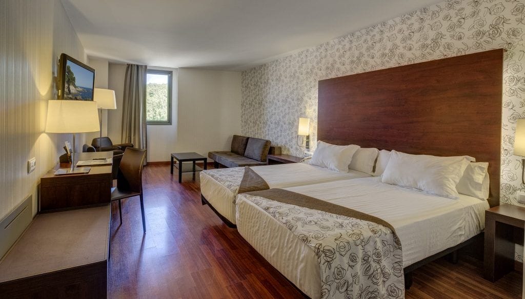 06-room-hotel-gran-ultonia-1024x583