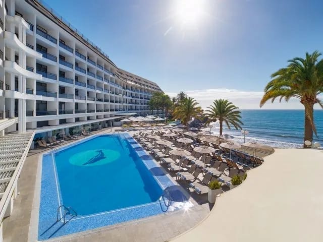 25-3-25-piscinadedia-0012820-b0c8556714beaa2b86f1da96b42149bf