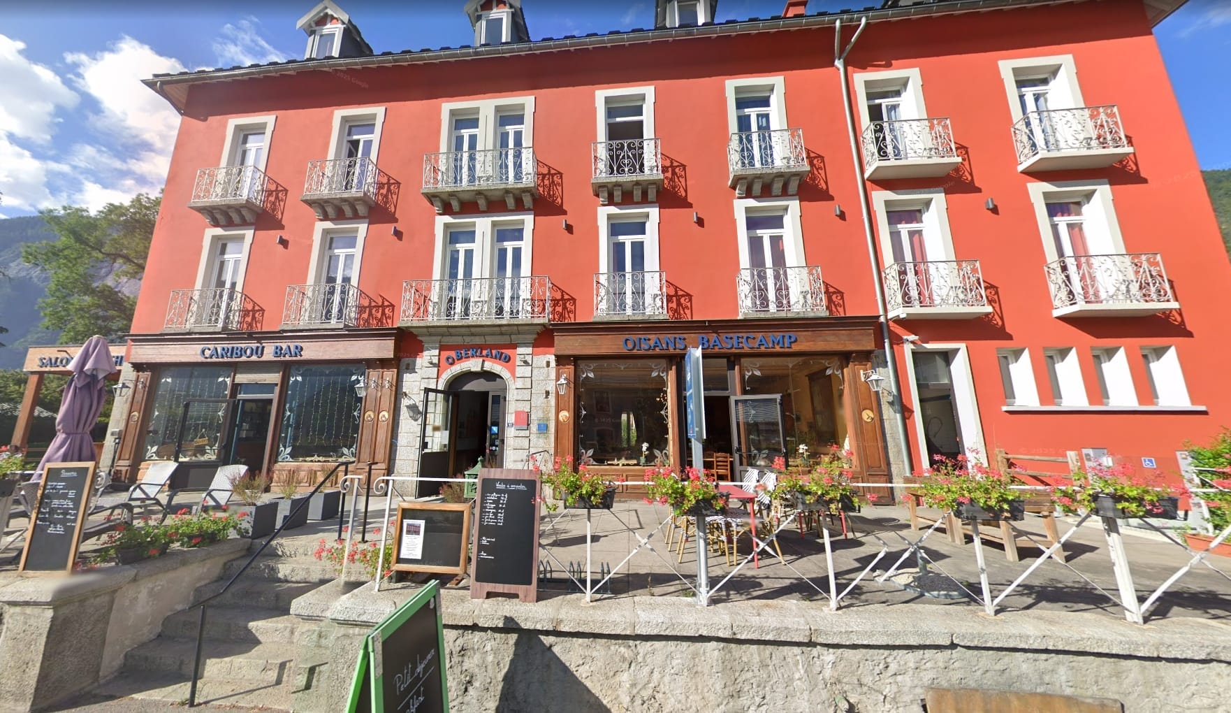 HOTEL OBERLAND