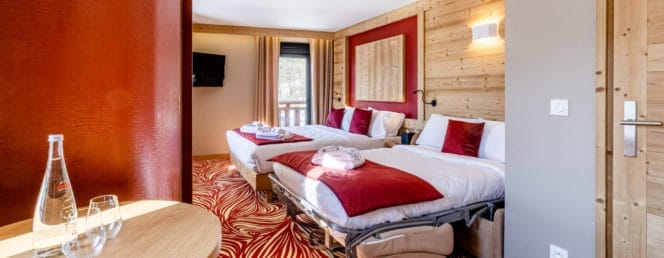 HOTEL LES CIMES VAUJANY